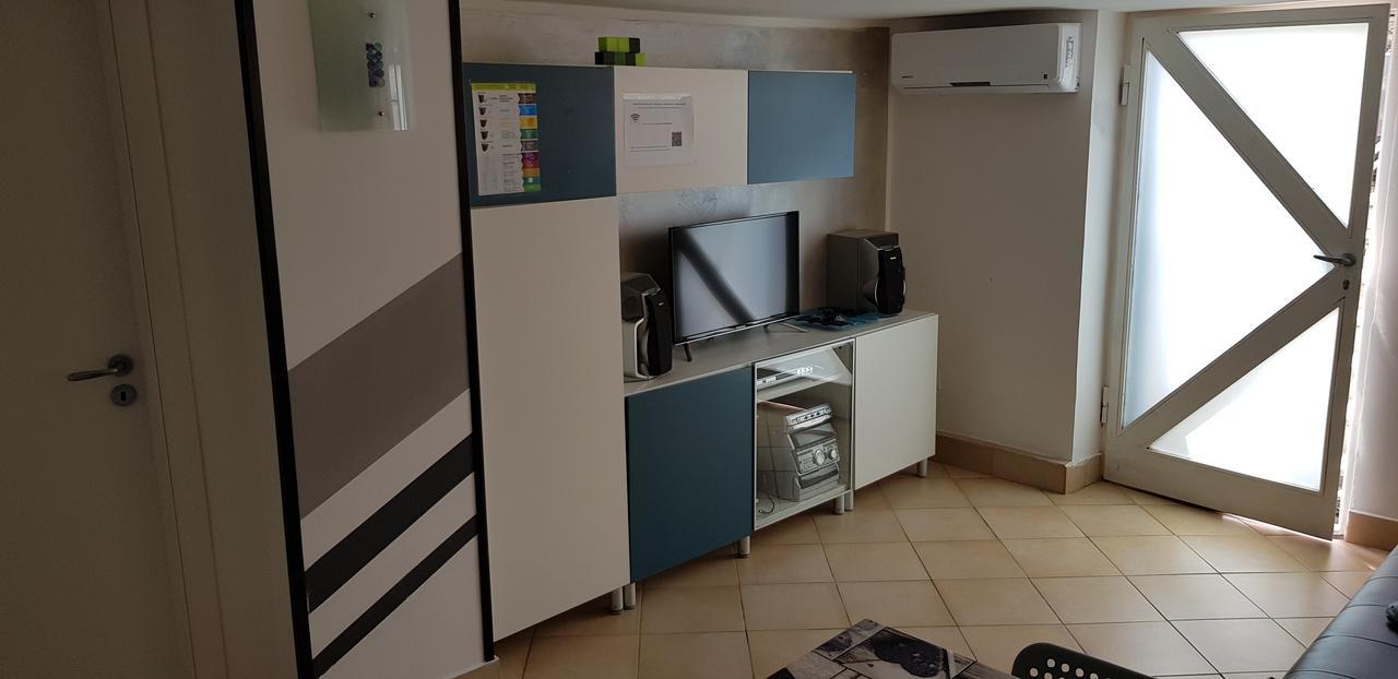 Appartement Beckye à Terracine Extérieur photo