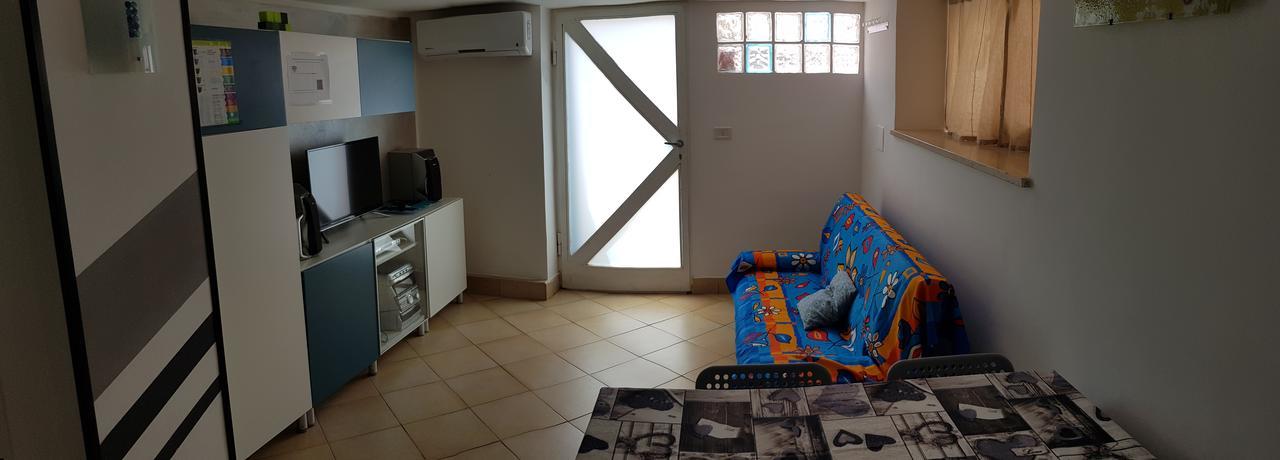 Appartement Beckye à Terracine Extérieur photo